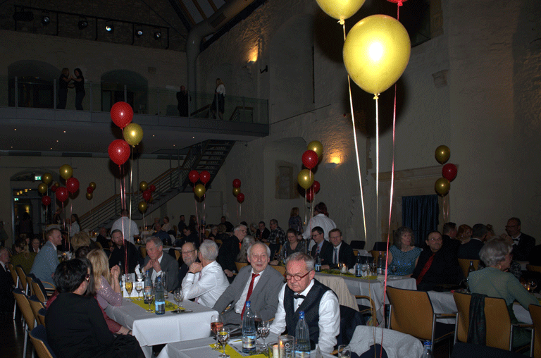Mit einem festlichen Ball im Schöninger Schloss feierte die Tanzsportabteilung „Tanzen Rot-Gold“ des MTV ihr 50-jähriges Bestehen.