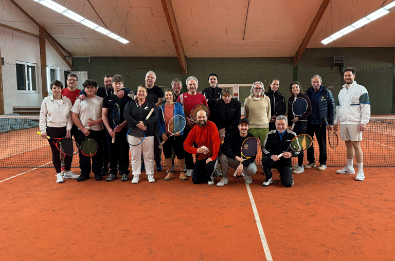 Mit einem sportlichen Höhepunkt, dem Winterturnier, ist der SV Rot-Weiß Lucklum/Erkerode e.V. ins neue Tennisjahr gestartet.