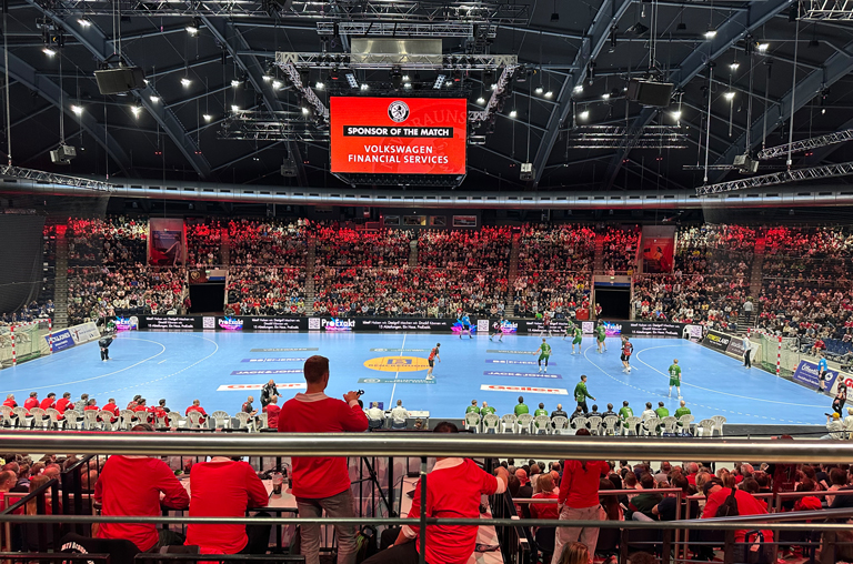 Vor rund 5.000 Zuschauern in der Braunschweiger Volkswagenhalle unterlag der MTV Braunschweig Eintracht Hildesheim im Derby der 3. Handball-Liga verdient mit 25:29