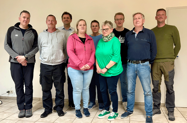 In Uehrde laufen die Vorbereitungen für das Dorffest auf Hochtouren: Im Juni wandelt sich die Festscheune in den Mittelpunkt des Dorflebens.