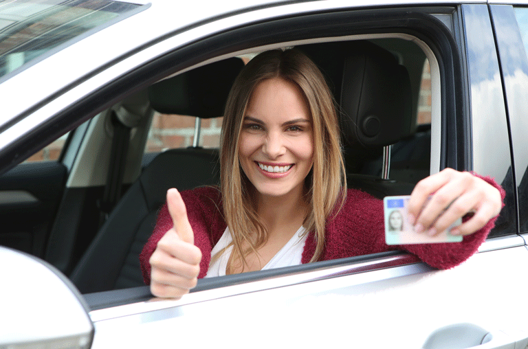 Der Führerschein könnte günstiger und moderner werden. Das Bundeskabinett hat eine Reform der Fahrschulausbildung auf den Weg gebracht.