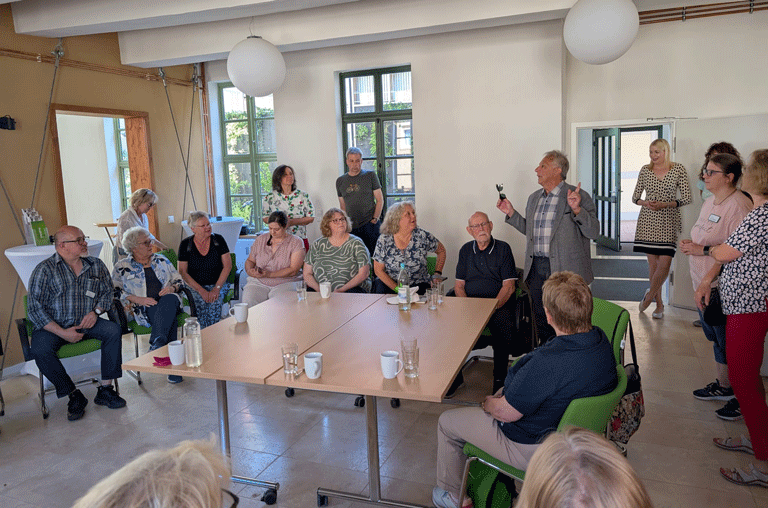 Die Hospizarbeit Helmstedt e.V. setzt ihr 20-jähriges Bestehen mit dem Filmprojekt "Gesichter der Hospizarbeit" in Szene.