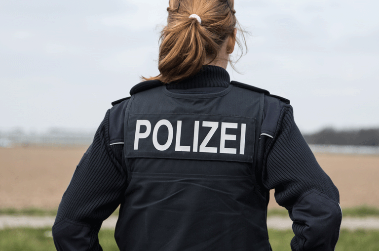 Ein 70 Jahre alter Mann aus Helmstedt wird seit Sonntag, den 28. Juni, vermisst. Er ist dringend auf medizinische Hilfe angewiesen.