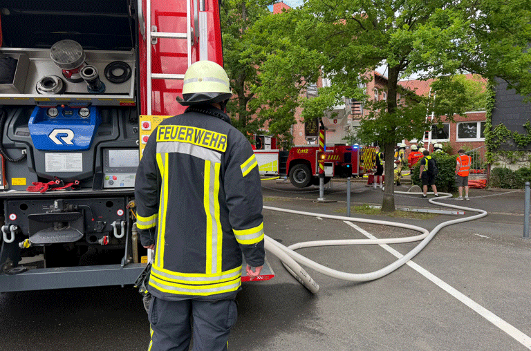 Am Samstag, den 30. Mai, übten die Freiwilligen Feuerwehren Schöppenstedt und Schöningen gemeinsam für den Ernstfall.