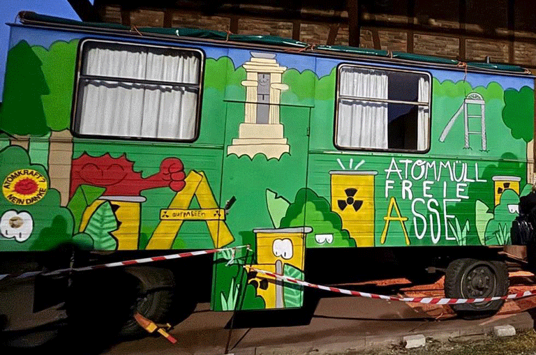 Die Asse-Aktivisten öffnen erneut ihre Scheune und laden interessierte Bürger zum Austausch über die Zukunft des Atommülllagers ASSE II ein.