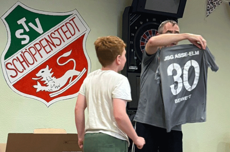 Trotz der hochsommerlichen Hitze herrschte beim Saisonabschluss der E-Jugend des JSG Asse-Elm beste Stimmung.