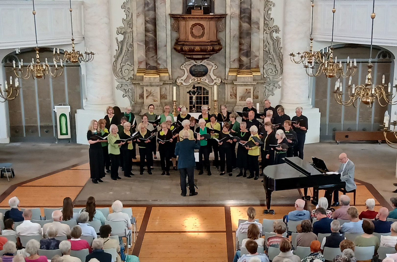 Die Musikschule des Landkreises Wolfenbüttel sucht Verstärkung für ihren großen Chor. Die Musiker singen Stücke vom Mittelalter bis heute.