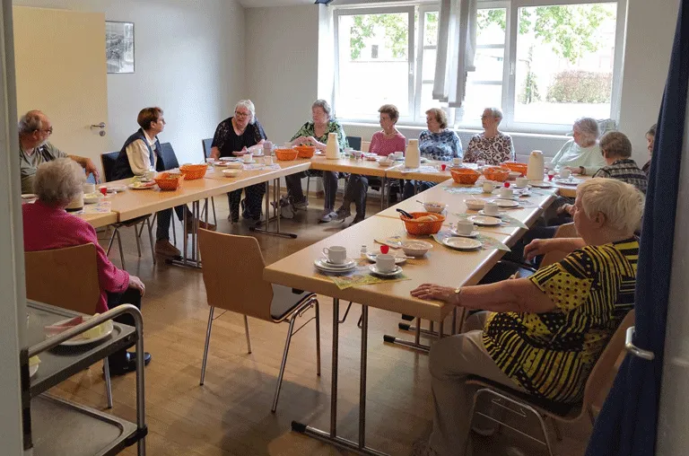 Alle zwei Wochen wird es in Kissenbrück gesellig: Dann treffen sich die Frauen und Männer des Seniorenkreises.
