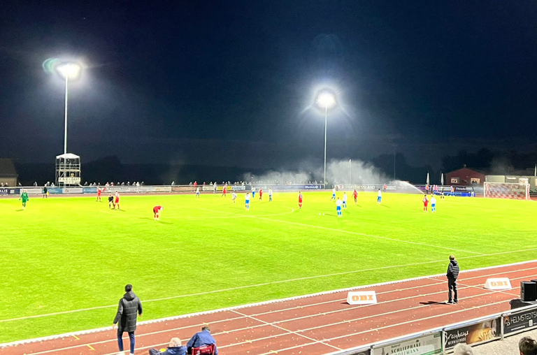 Doumbouya-Hattrick rettet FSV