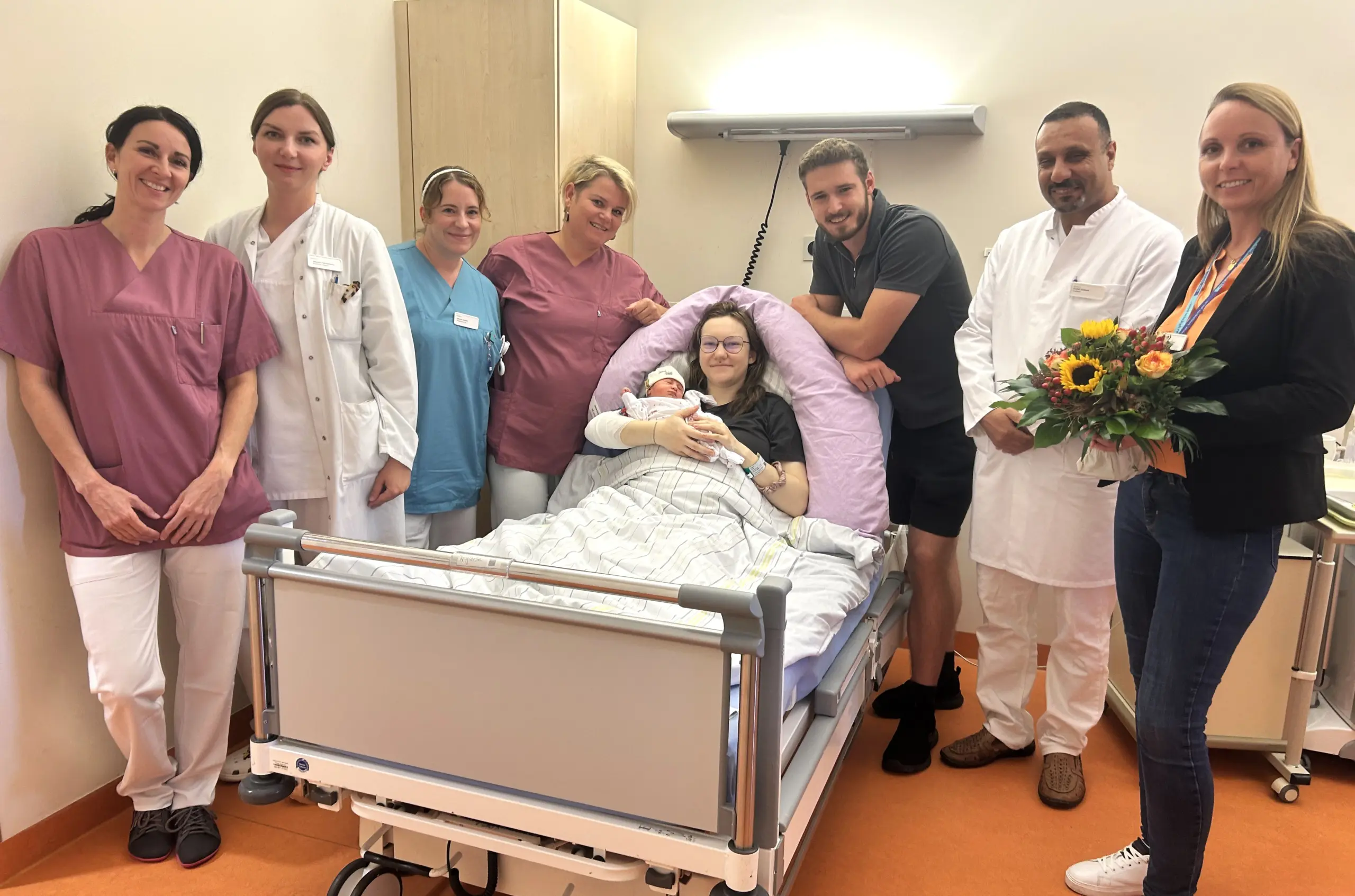 Ein Meilenstein und zugleich eine Geburt, bei der es auf jede Minute ankam: Noa ist das 300. Baby des Jahres in der Helios Klinik Helmstedt.