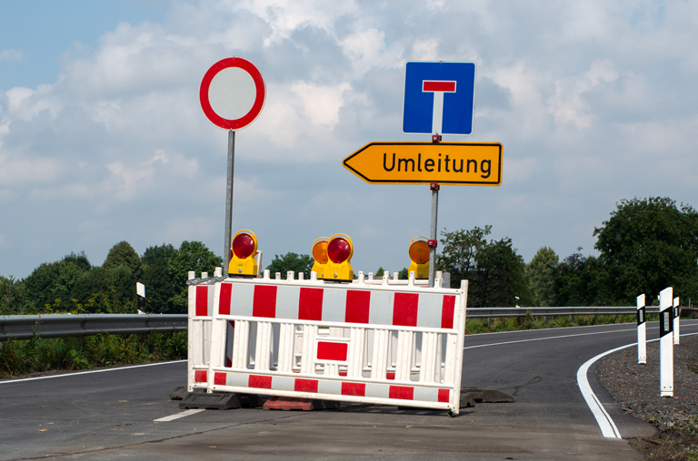 Vollsperrung Salzdahlumer Straße